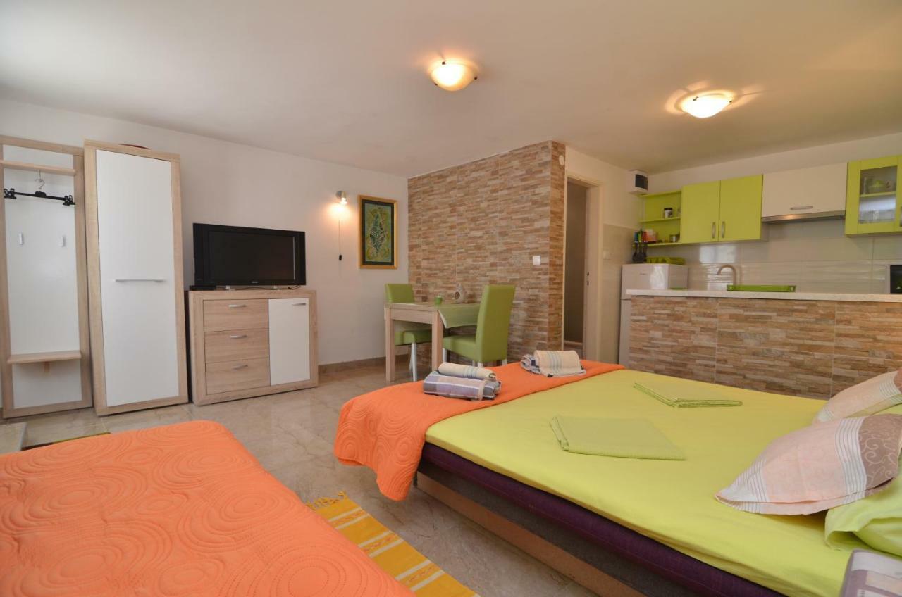 Apartments Zia Петркане Екстериор снимка